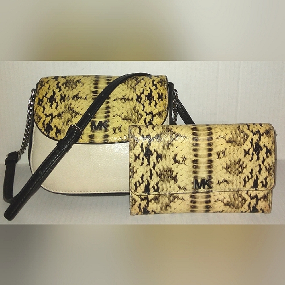 EUC☆MICHAEL KORS☆Half Dome Leather Crossbody & Medium Multifunctional Wallet Set